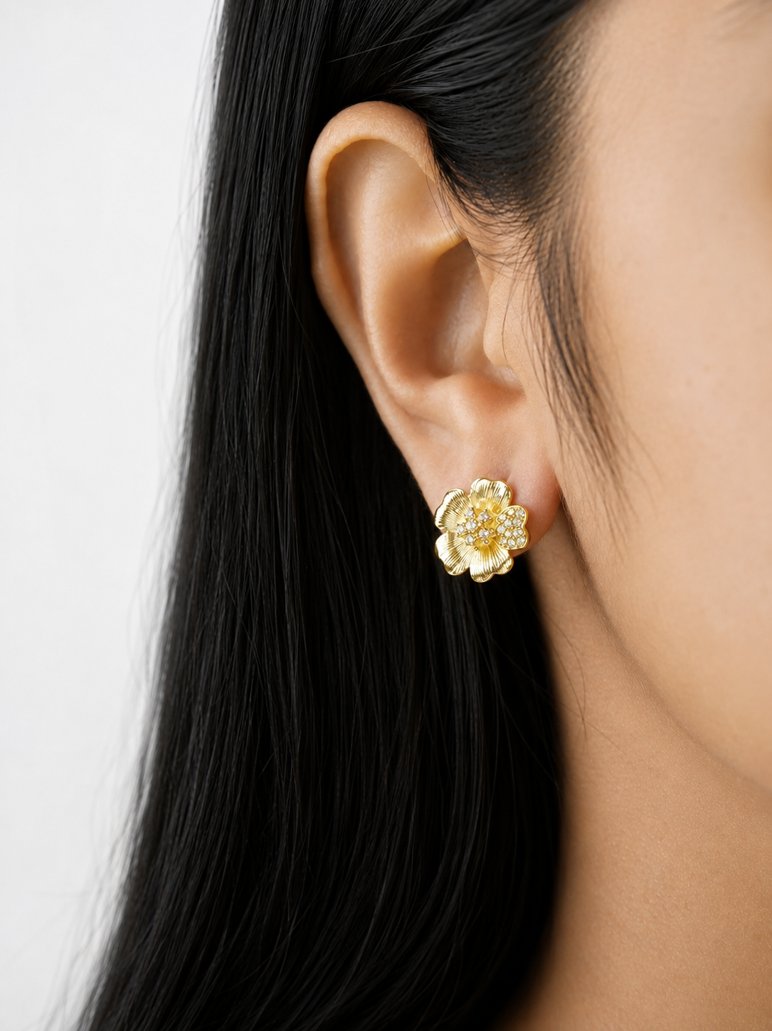Aanya Luxe Petals Earrings Set