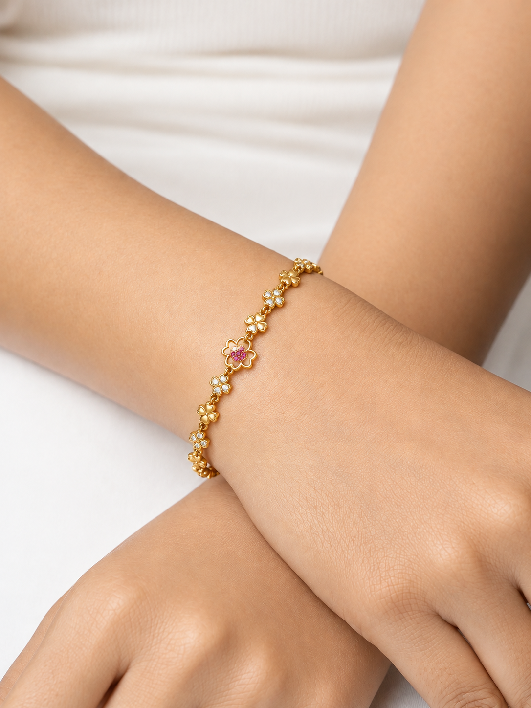 Shanaya 18K Gold Plated Bracelet