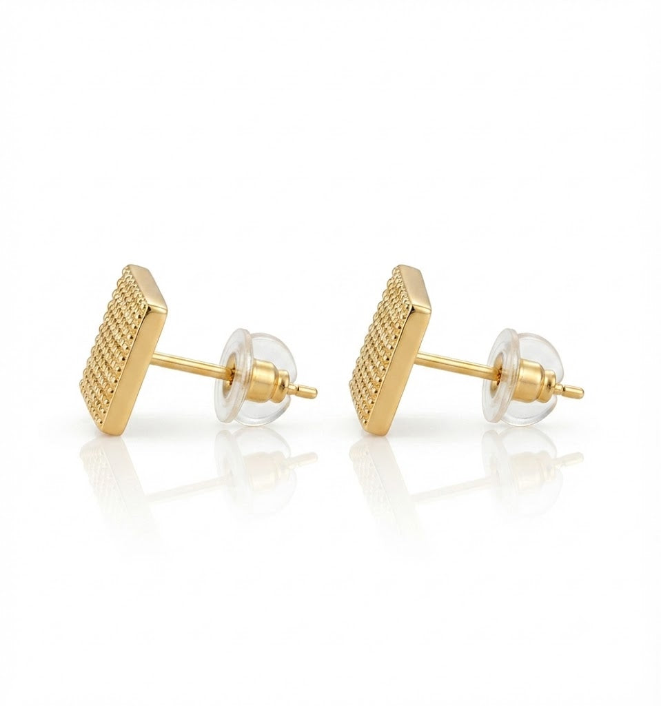 Ishani Floral Spark Earrings Set