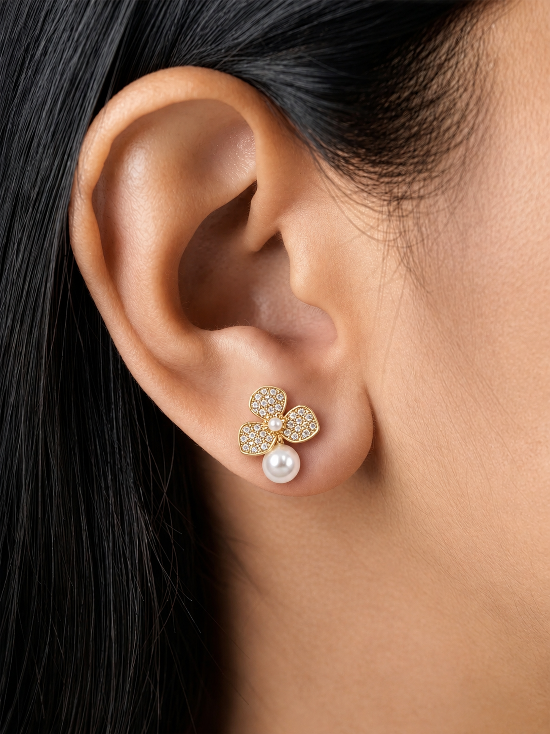 Kavya Rose Shine Earrings Set