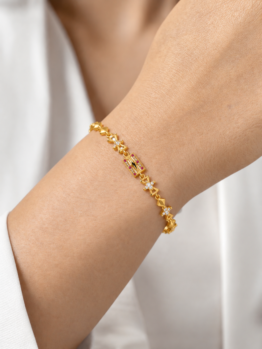 Samaira 18K Gold Plated Bracelet